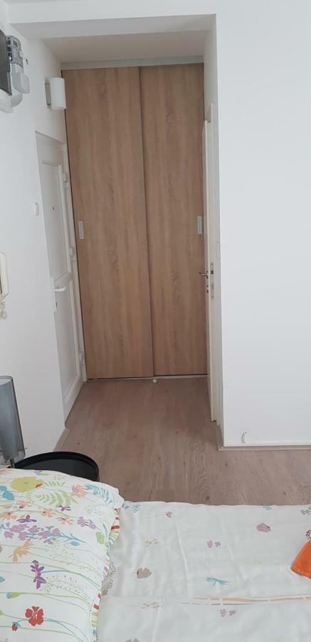 Orhideja Osijek Apartamento Exterior foto