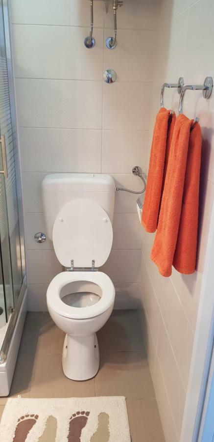 Orhideja Osijek Apartamento Exterior foto